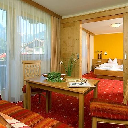 Hotel Maximilian Mayrhofen Pokój zdjęcie