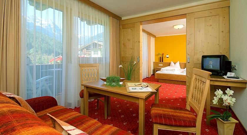 Hotel Maximilian Mayrhofen Pokój zdjęcie