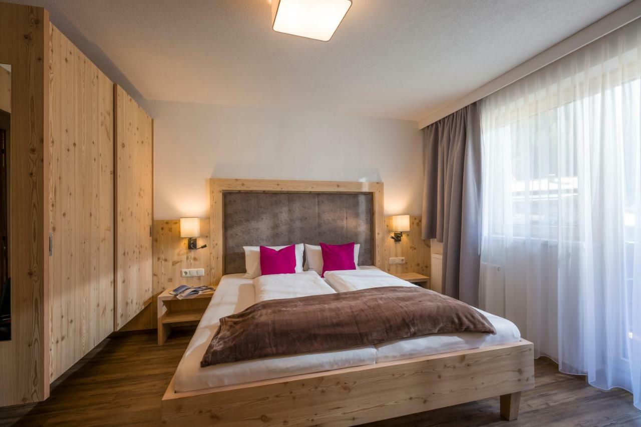 Hotel Maximilian Mayrhofen Zewnętrze zdjęcie